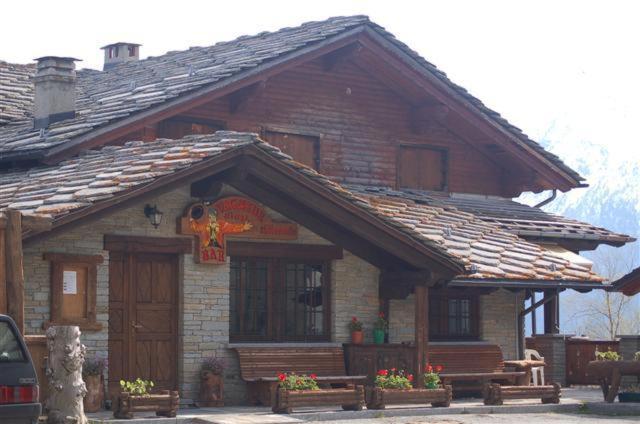 Hotel Ristoro Vagneur Saint Nicolas Εξωτερικό φωτογραφία